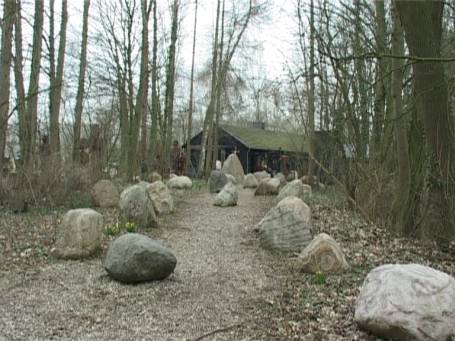 Museum Insel Hombroich : Weg zu Anatols Werkstatt